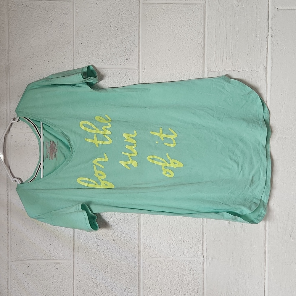 VICTORIA'S SECRET Graphic V-Neck Green Casual T-Shirt